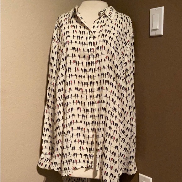 Super soft blouse CLEARANCE - Picture 1 of 3